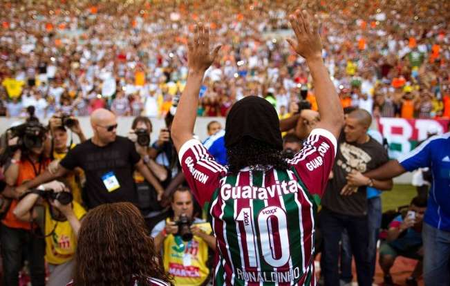 On était à la présentation de Ronaldinho au Maracanã