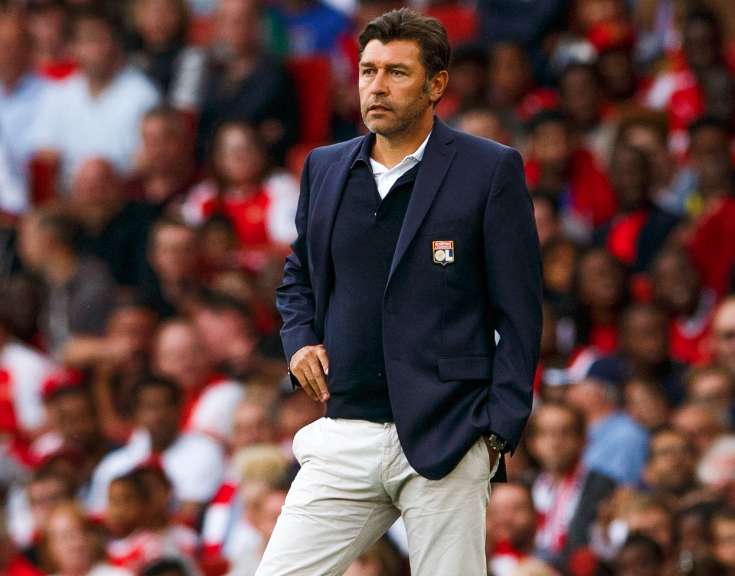 Aulas met la pression à Hubert Fournier