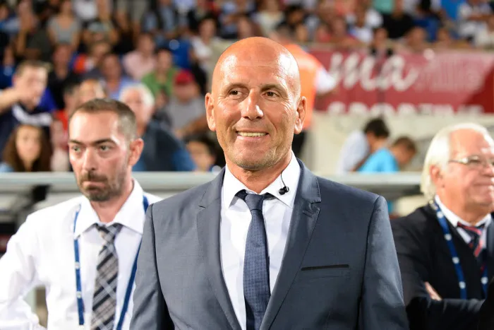 Baup : «<span style="font-size:50%">&nbsp;</span>Le PSG à dix coudées au-dessus<span style="font-size:50%">&nbsp;</span>»