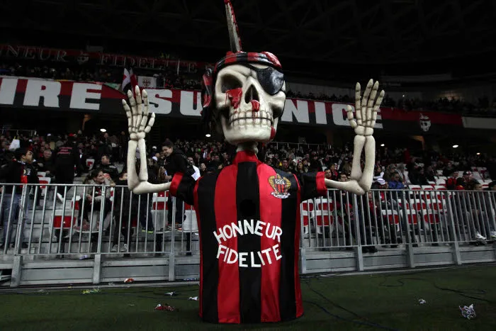 Violences entre supporters niçois et napolitains