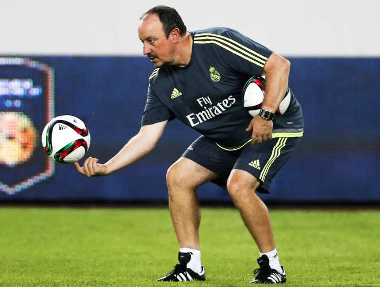 Benítez : «<span style="font-size:50%">&nbsp;</span>Je pense que Benzema va rester<span style="font-size:50%">&nbsp;</span>»