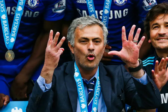 Mourinho : «<span style="font-size:50%">&nbsp;</span> Ils sont en train d&rsquo;acheter le titre<span style="font-size:50%">&nbsp;</span>»