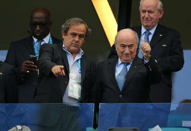 Platini aurait menacé Blatter de prison