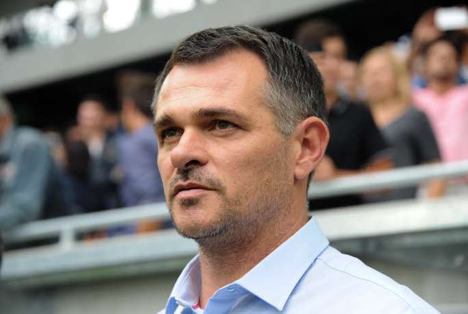 Sagnol : «<span style="font-size:50%">&nbsp;</span>Les acteurs du foot sont contre le match du dimanche à 14h<span style="font-size:50%">&nbsp;</span>»