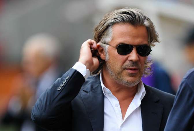 Labrune et les «<span style="font-size:50%"> </span>abrutis manipulateurs<span style="font-size:50%"> </span>»