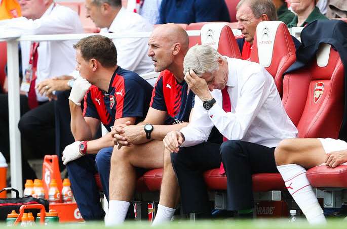 Wenger : «<span style="font-size:50%">&nbsp;</span>Une défaite difficilement explicable<span style="font-size:50%">&nbsp;</span>»
