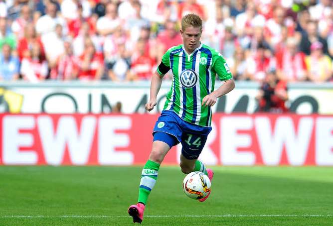 Manchester United entre dans la course pour De Bruyne