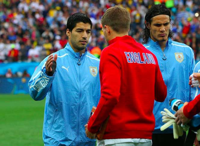 Gerrard a retenu Suárez