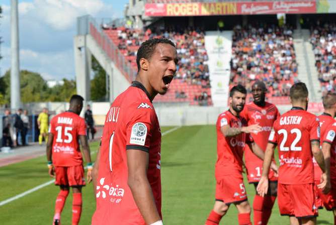 Ligue 2 : on n&rsquo;arrête plus Dijon