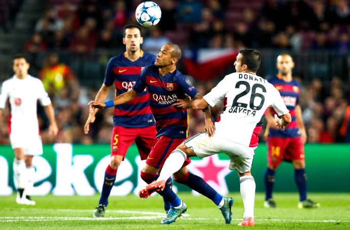 Neymar : «<span style="font-size:50%"> </span>Cette année, le Ballon d’or est pour Messi<span style="font-size:50%"> </span>»