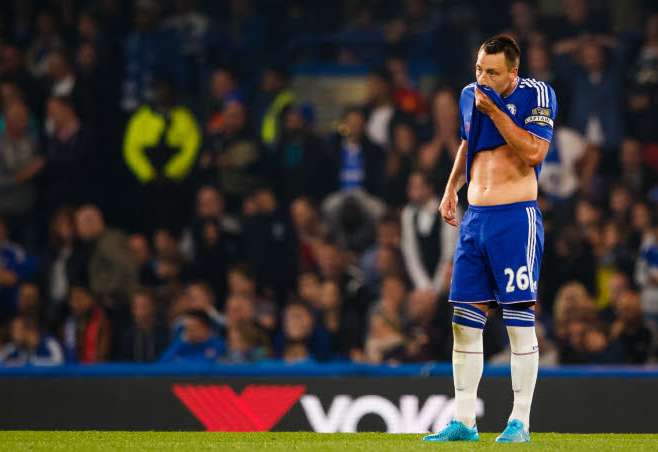 Terry : «<span style="font-size:50%">&nbsp;</span>S&rsquo;il y a quelqu&rsquo;un pour nous sortir de là, c&rsquo;est Mourinho»