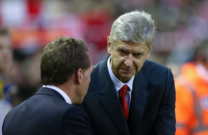 Wenger défend Rodgers