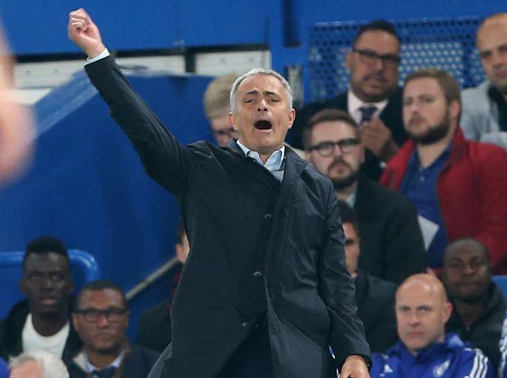 Mourinho allume ses confrères