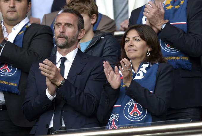 Anne Hidalgo dément «<span style="font-size:50%">&nbsp;</span>totalement<span style="font-size:50%">&nbsp;</span>» la vente du Parc à QSI