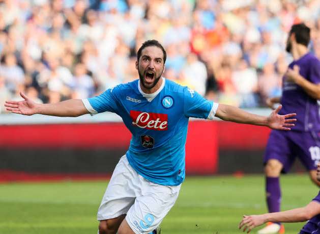 Higuaín veut un grand trophée pour Naples
