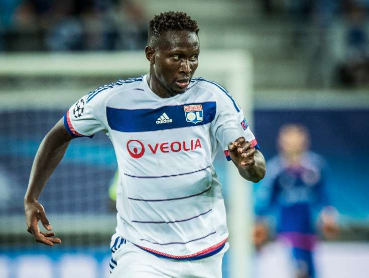 Yanga-Mbiwa : «<span style="font-size:50%">&nbsp;</span>On a du mal à se dire les choses<span style="font-size:50%">&nbsp;</span>»