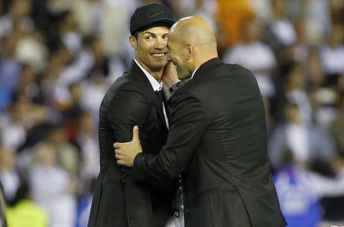 Zidane : «<span style="font-size:50%">&nbsp;</span>Cristiano n&rsquo;est pas à vendre<span style="font-size:50%">&nbsp;</span>»