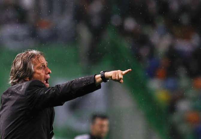 Benfica réclame 14 millions d&rsquo;euros à Jesus