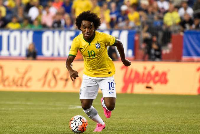 Juninho : «<span style="font-size:50%">&nbsp;</span>Willian est au-dessus<span style="font-size:50%">&nbsp;</span>»