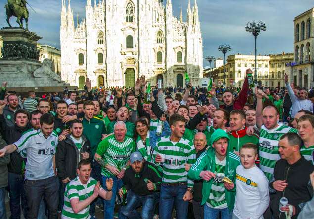 Le Celtic prend la tête