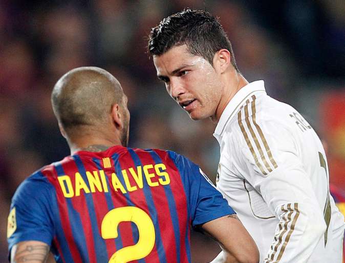 Alves : «<span style="font-size:50%">&nbsp;</span>Ronaldo veut être trop important<span style="font-size:50%">&nbsp;</span>»