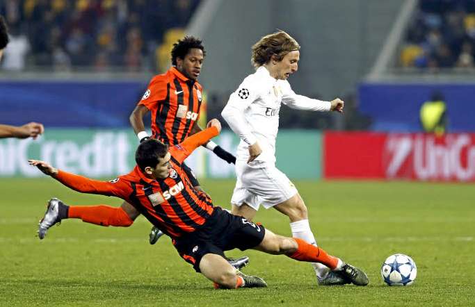 Le Real se fait peur, Manchester décevant