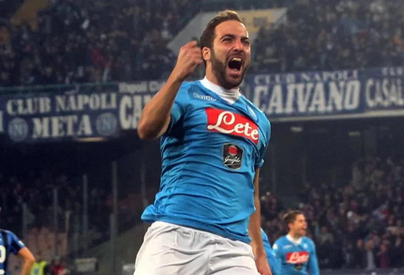 Le Napoli et la Juve maintiennent la cadence