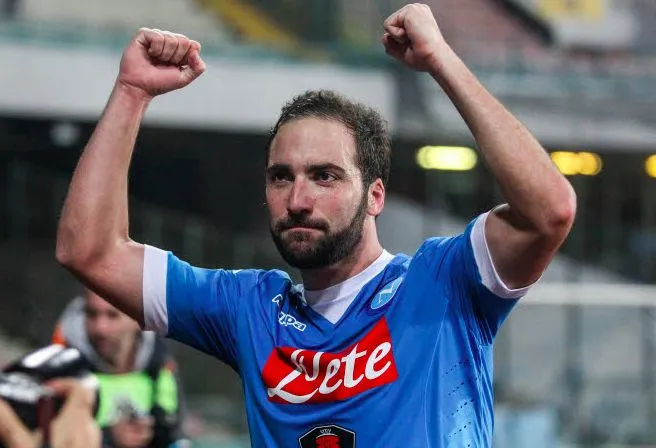 Sarri : «<span style="font-size:50%">&nbsp;</span>Higuaín peut devenir un extraterrestre<span style="font-size:50%">&nbsp;</span>»