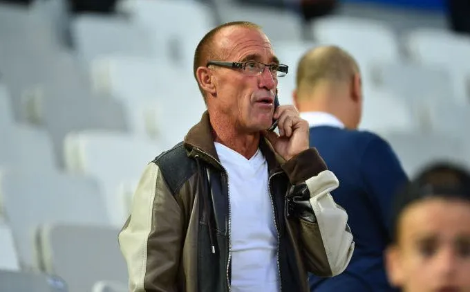 Carlos Valbuena : «<span style="font-size:50%">&nbsp;</span>Benzema change d’avis comme de chemise<span style="font-size:50%">&nbsp;</span>»