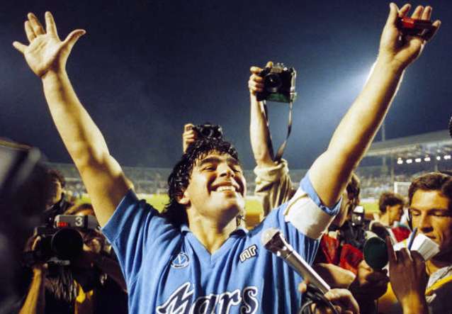 Maradona se sent «<span style="font-size:50%">&nbsp;</span>très bien<span style="font-size:50%">&nbsp;</span>» après son opération de l&rsquo;estomac