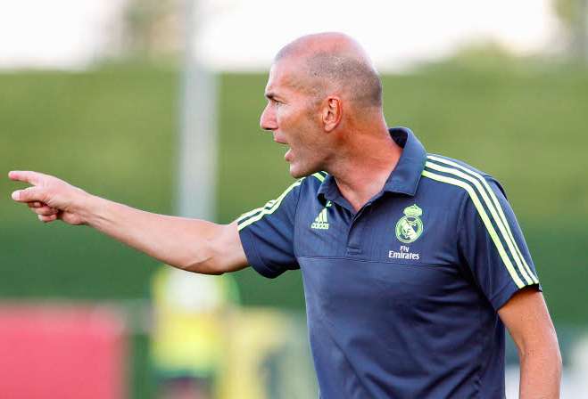 Et si Zidane remplaçait Benítez ?