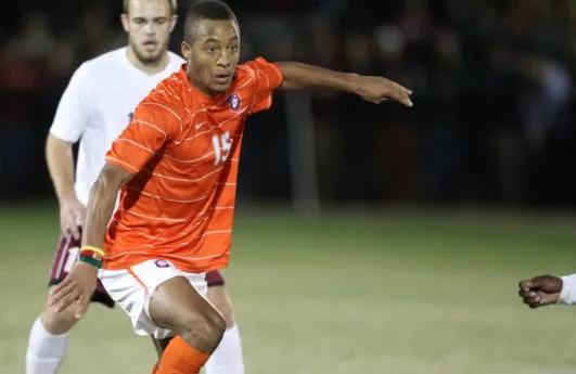 Alexandre Happi : «<span style="font-size:50%">&nbsp;</span>La raclette me manque<span style="font-size:50%">&nbsp;</span>»