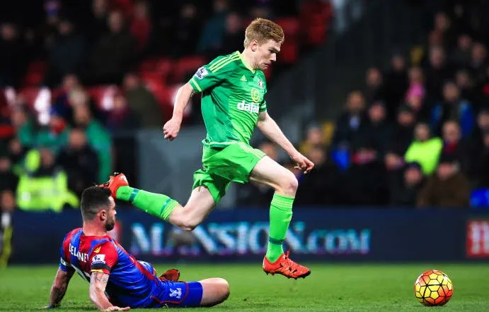 Un joueur de Premier League diplômé de Newcastle university