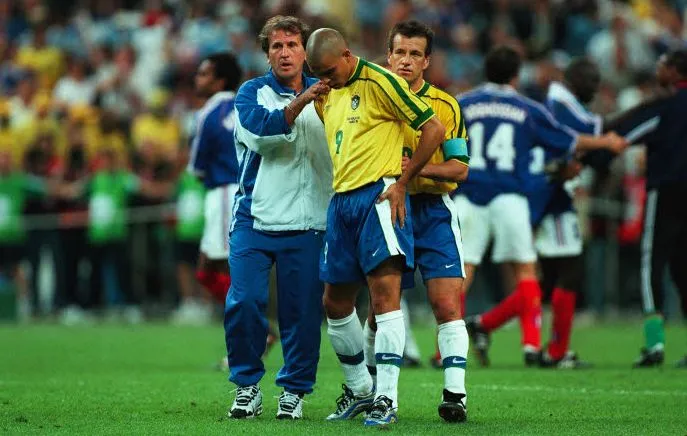 Dunga doit rester selon Ronaldo