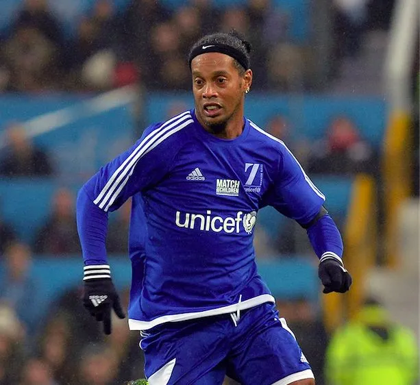 Ronaldinho : «<span style="font-size:50%">&nbsp;</span>Paris peut gagner la C1<span style="font-size:50%">&nbsp;</span>»