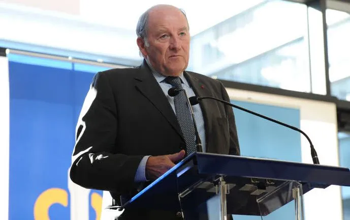 Lambert : «<span style="font-size:50%">&nbsp;</span>Ça m&rsquo;est plus important d&rsquo;avoir Platini que Benzema à l&rsquo;Euro<span style="font-size:50%">&nbsp;</span>»