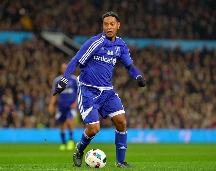 Ronaldinho : «<span style="font-size:50%">&nbsp;</span>Neymar est déjà mon héritier<span style="font-size:50%">&nbsp;</span>»