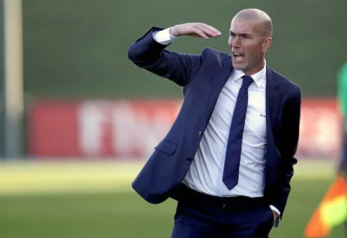 Zidane remplace Benítez au Real !