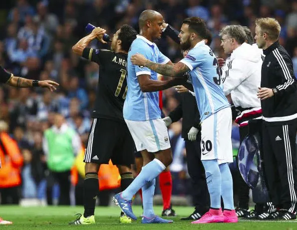 Otamendi : «<span style="font-size:50%">&nbsp;</span>Kompany nous manque<span style="font-size:50%">&nbsp;</span>»