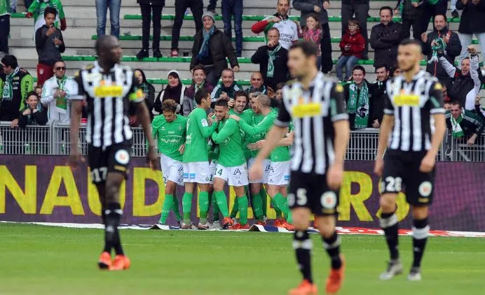 Saint-Étienne fait tomber Angers