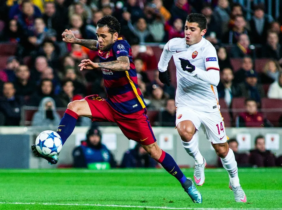 Dani Alves égale le record de Pelé