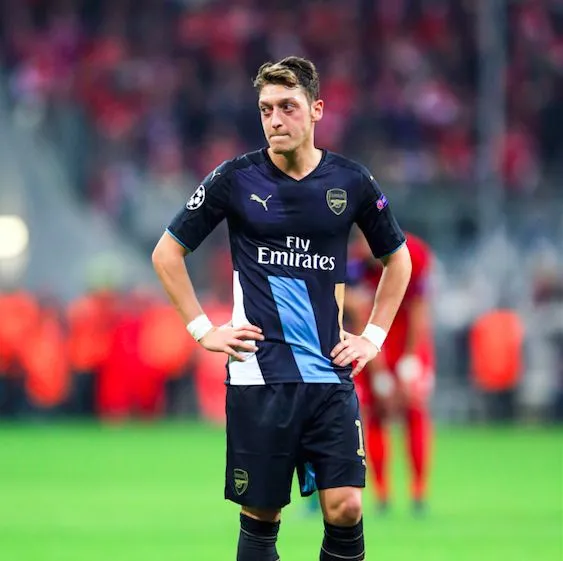 Özil amoureux de Mourinho