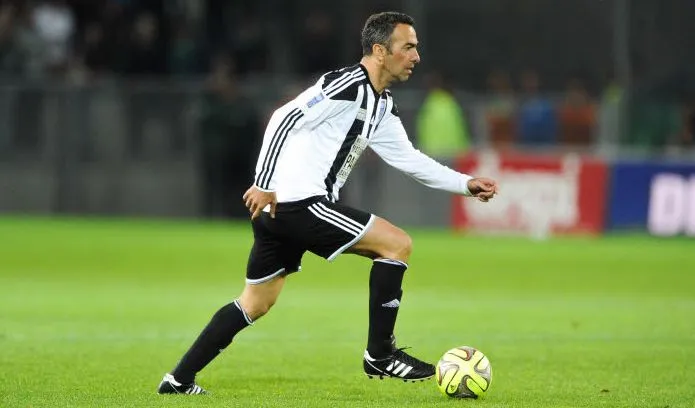 Djorkaeff déçu des clubs français