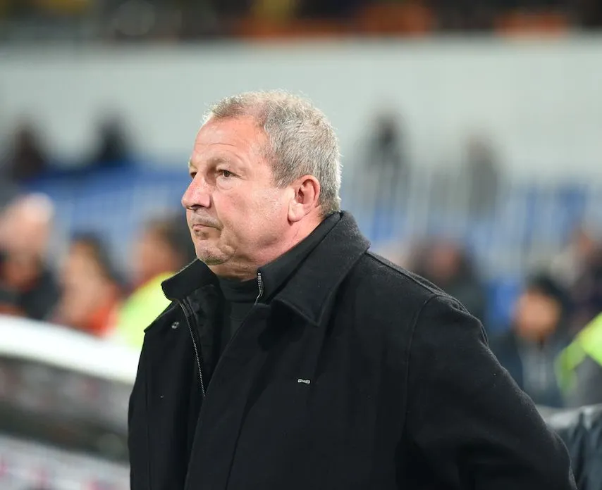 Courbis démissionne