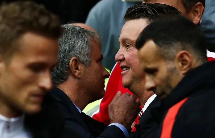 Chelsea pourrait payer une partie du salaire du Mou à Manchester