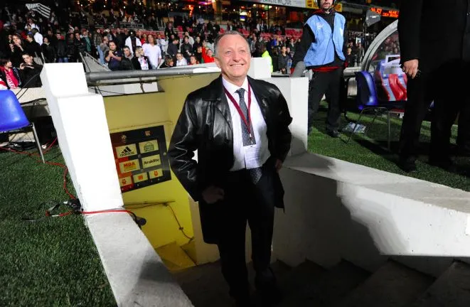 «<span style="font-size:50%">&nbsp;</span>Pâté Hénaff<span style="font-size:50%">&nbsp;</span>» propose son nom pour le nouveau stade de l’OL