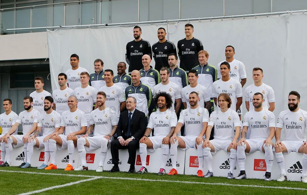 Nouvelle photo officielle du Real avec Zidane