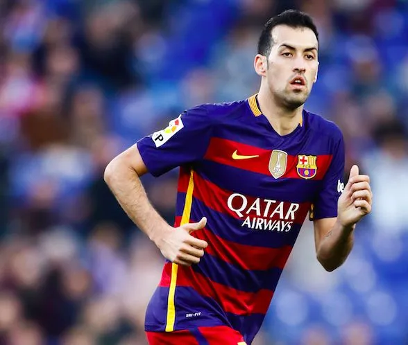 Sergio Busquets furieux contre l’arbitre