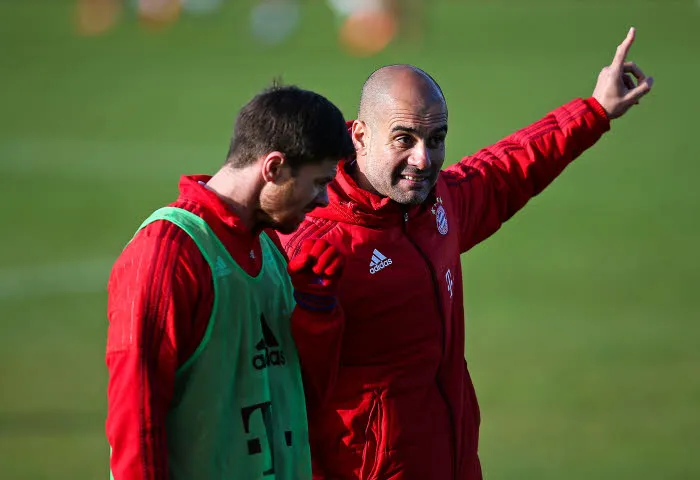 Xabi Alonso compare Mourinho et Guardiola