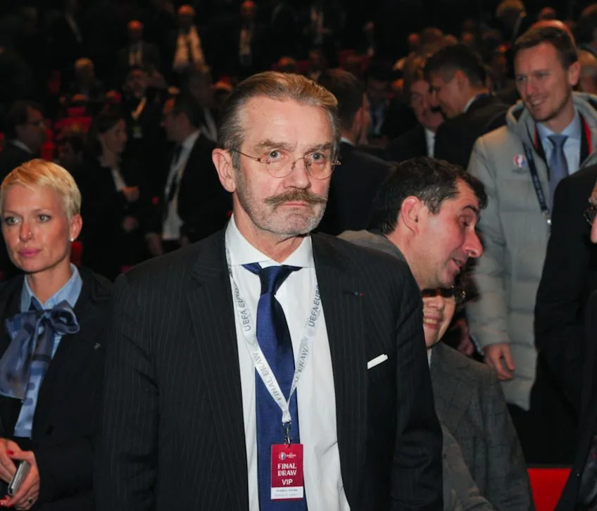 Thiriez parle de la vidéo comme d&rsquo;une «<span style="font-size:50%">&nbsp;</span>révolution<span style="font-size:50%">&nbsp;</span>»